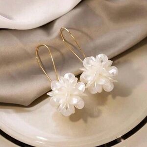 White Floral Ball Dangle Earrings